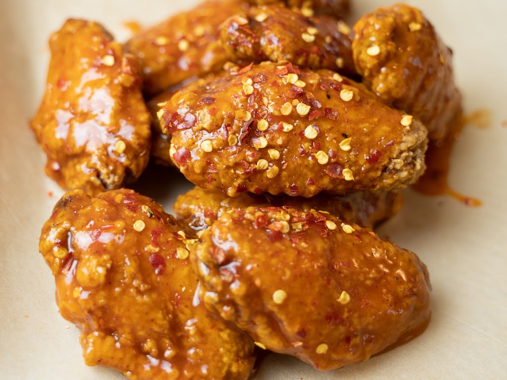 Rileys Wing Factory | restaurant | 18340 Yorba Linda Blvd, Yorba Linda, CA 92886, USA | 6572759040 OR +1 657-275-9040