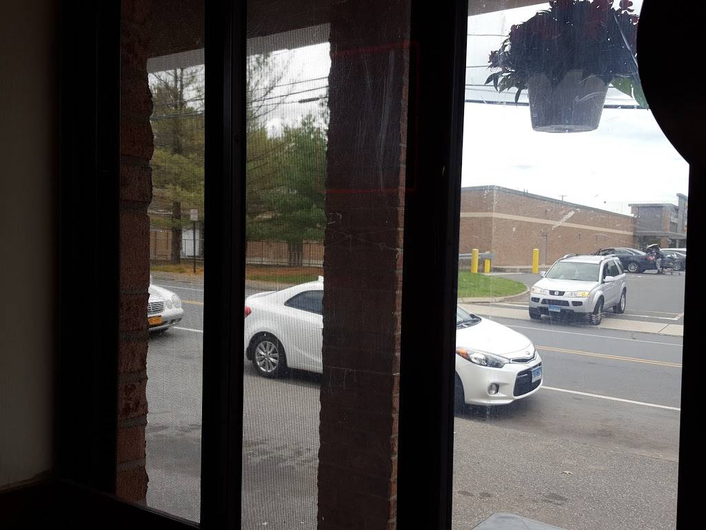 Fratellis Pizzeria | restaurant | 689 Hill St, Waterbury, CT 06704, USA | 2035971499 OR +1 203-597-1499