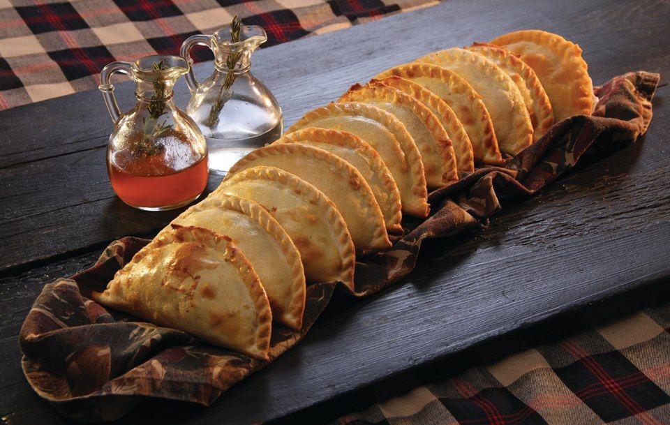 Solo Empanadas | restaurant | 4109 N 10th St, McAllen, TX 78504, USA | 9566861555 OR +1 956-686-1555