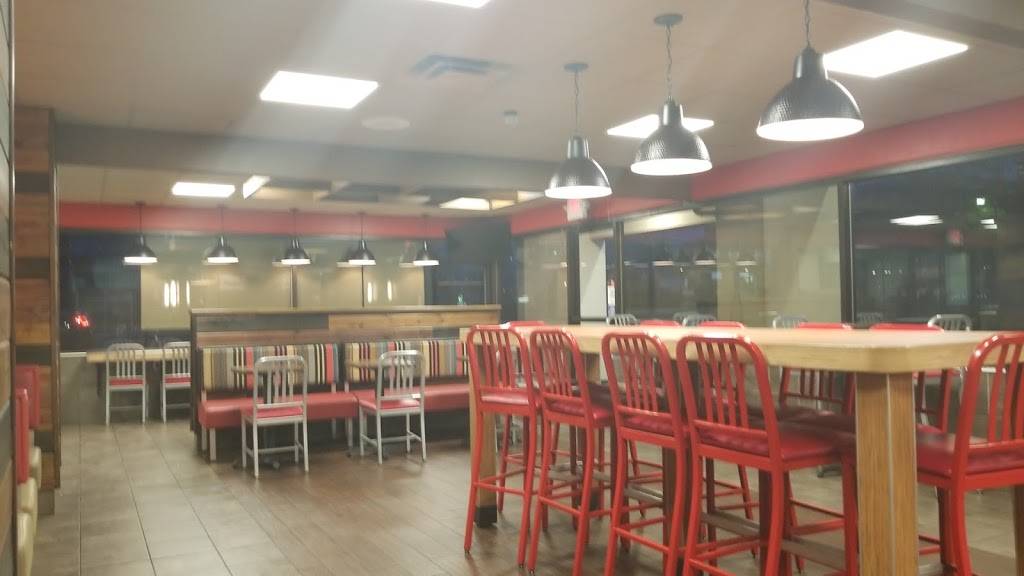 Arbys | restaurant | 1835 East 12 Mile Road, Madison Heights, MI 48071, USA | 2485426166 OR +1 248-542-6166