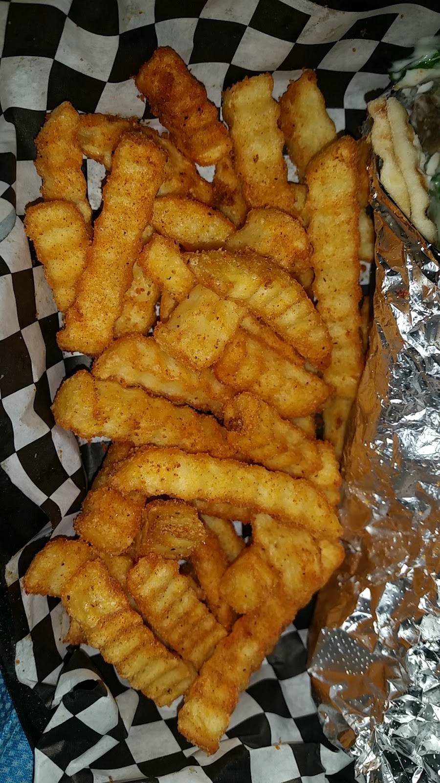 Gyros Xpress | restaurant | 5081 Little School Rd # 107, Arlington, TX 76017, USA | 8176725611 OR +1 817-672-5611
