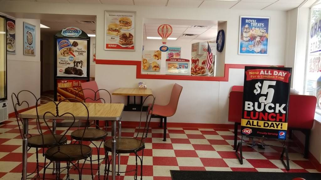 Dairy Queen | restaurant | 117 N Main St, Cheboygan, MI 49721, USA | 2316279741 OR +1 231-627-9741