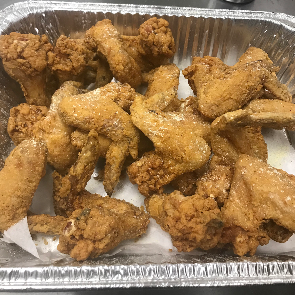 Rayyan fish and wings | restaurant | 2163 Courtright Rd, Columbus, OH 43232, USA | 6147251950 OR +1 614-725-1950