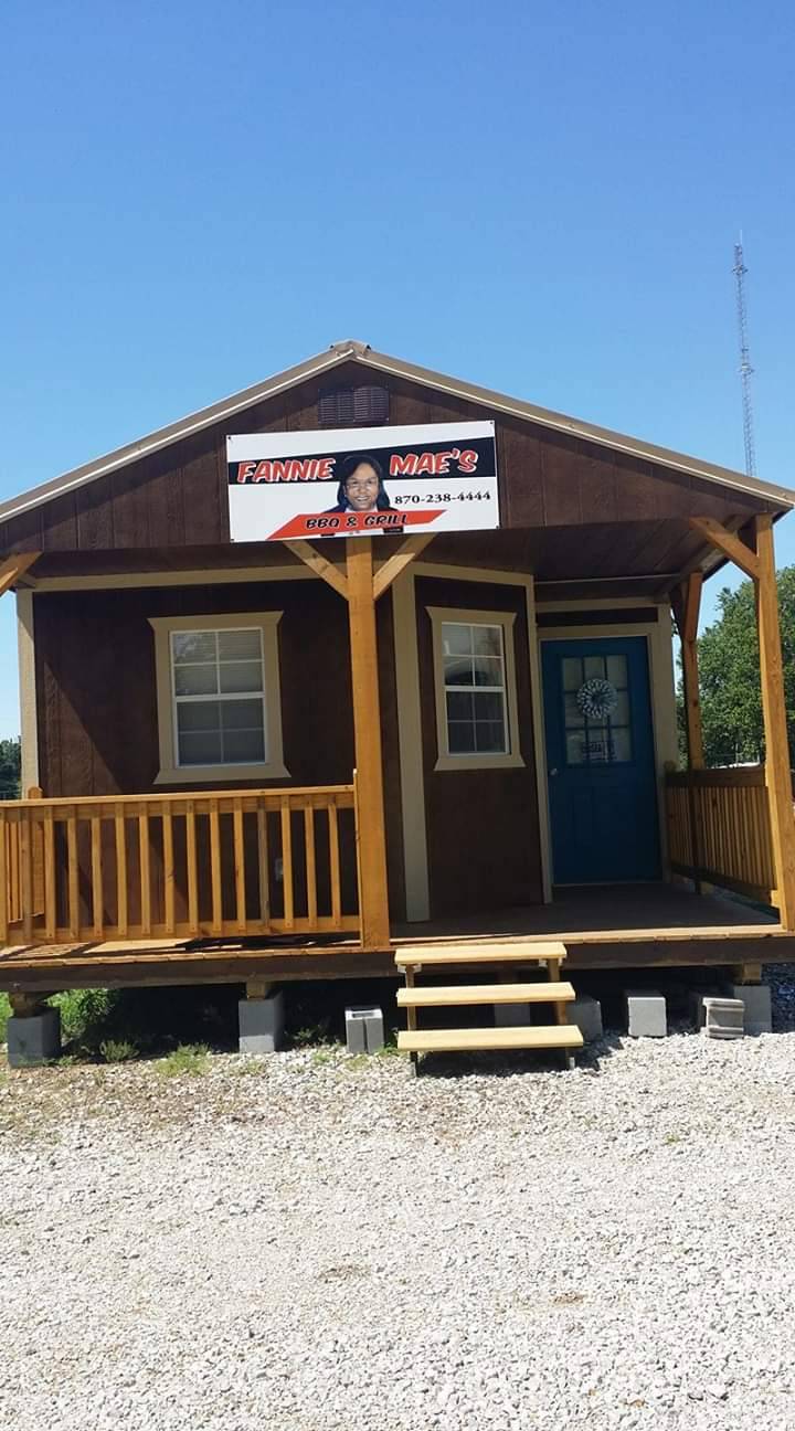 Fannie Maes BBQ & Grill | restaurant | 210 W Union Ave #2829, Wynne, AR 72396, USA | 8702384444 OR +1 870-238-4444