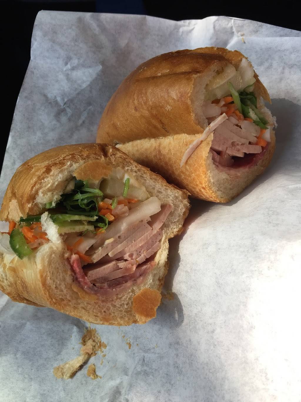 Thanh Thanh Sandwiches & Pure Water | restaurant | 707 E March Ln, Stockton, CA 95207, USA | 2094063684 OR +1 209-406-3684