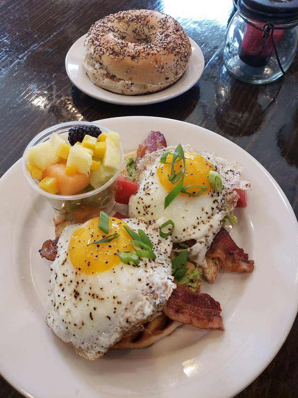 The Broad Street Grind | cafe | 1st Floor, 117 E Broad St, Souderton, PA 18964, USA | 2157238220 OR +1 215-723-8220