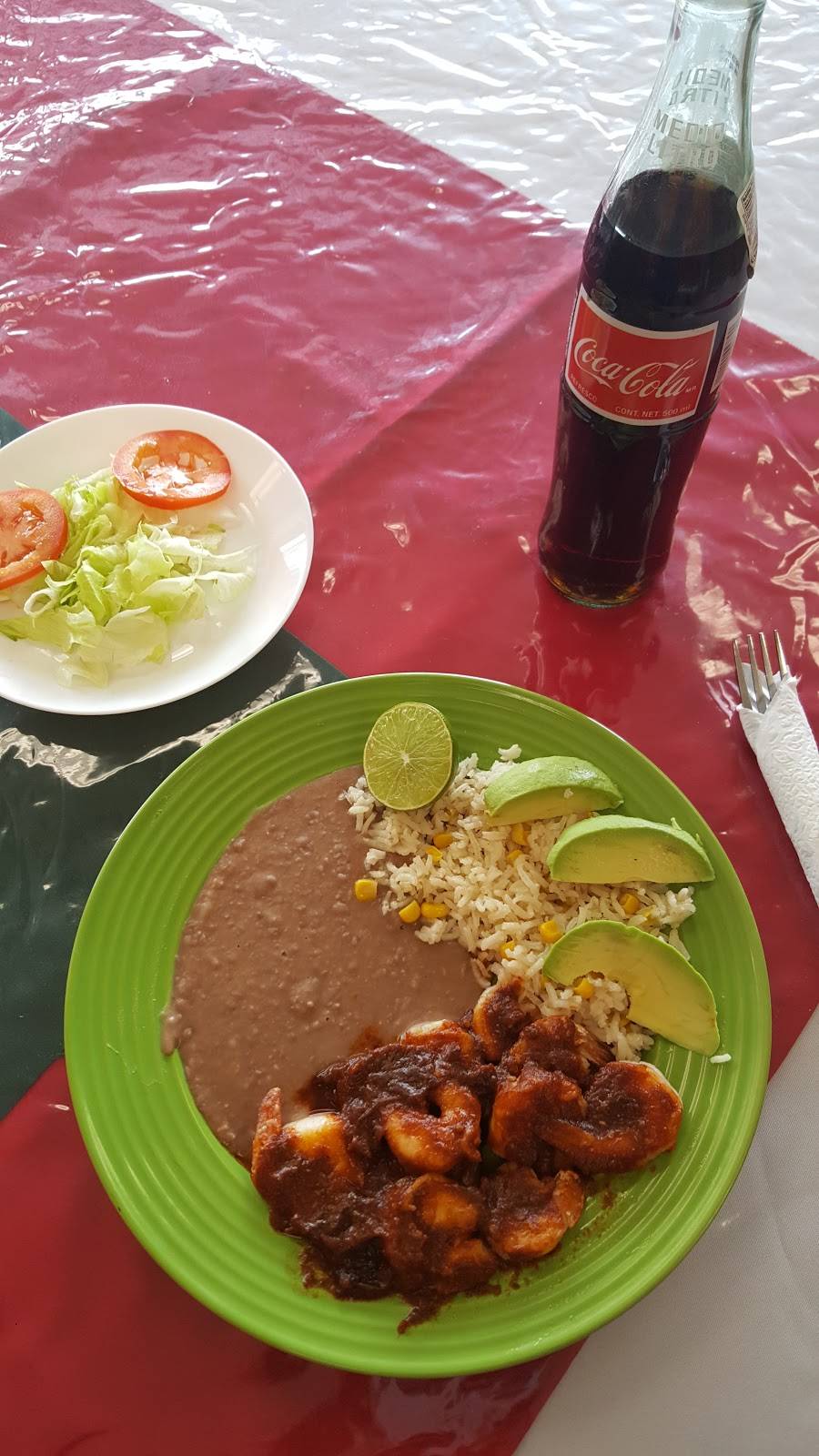 Viejo Padilla Mexican Restaurant | restaurant | 22513 Community Dr, New Caney, TX 77357, USA | 2817476592 OR +1 281-747-6592