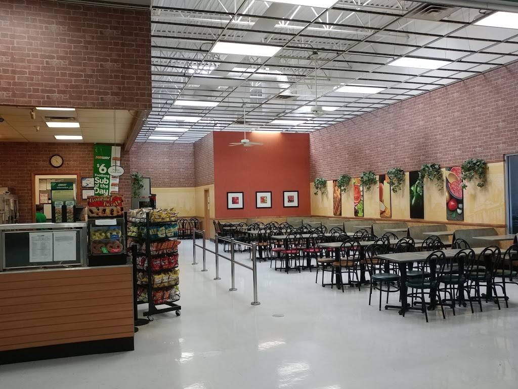 Subway | meal takeaway | 3201 E Manawa Dr, Council Bluffs, IA 51503, USA | 7123661551 OR +1 712-366-1551