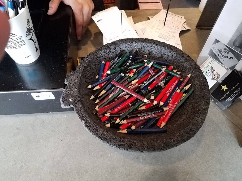 Otro Día Tacos | restaurant | 9909 CA-2, Beverly Hills, CA 90212, USA | 3107720795 OR +1 310-772-0795