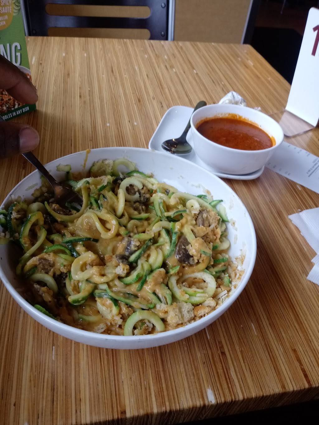 Noodles and Company | restaurant | 30130 Telegraph Rd, Bingham Farms, MI 48025, USA | 2486361660 OR +1 248-636-1660