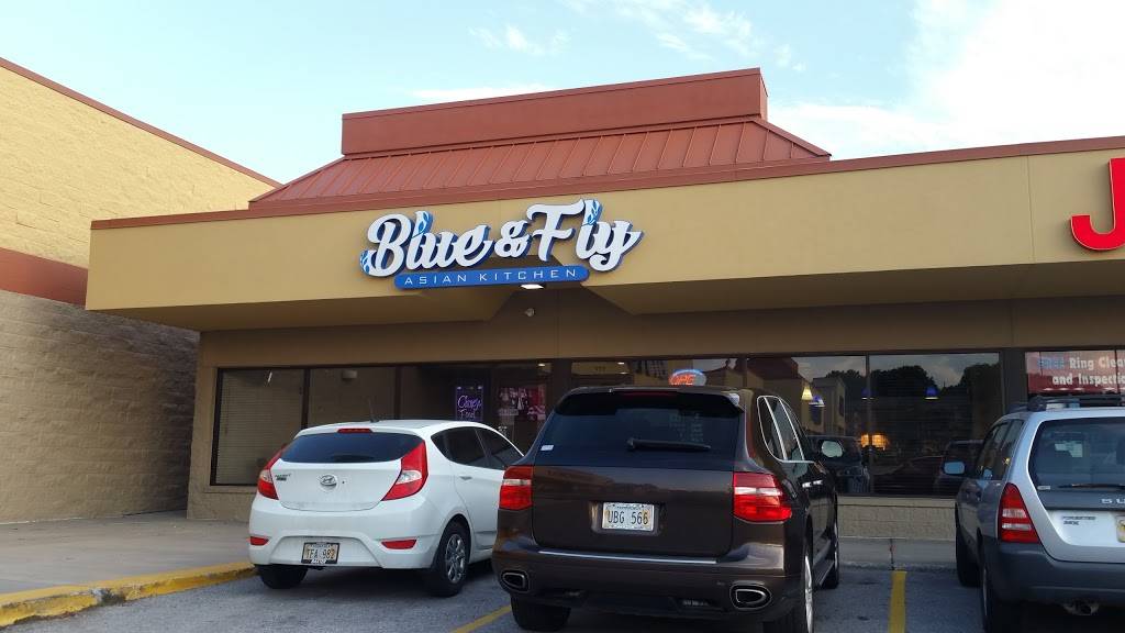 Blue & Fly Asian Kitchen | restaurant | 721 S 72nd St suite 111, Omaha, NE 68114, USA | 4025046545 OR +1 402-504-6545