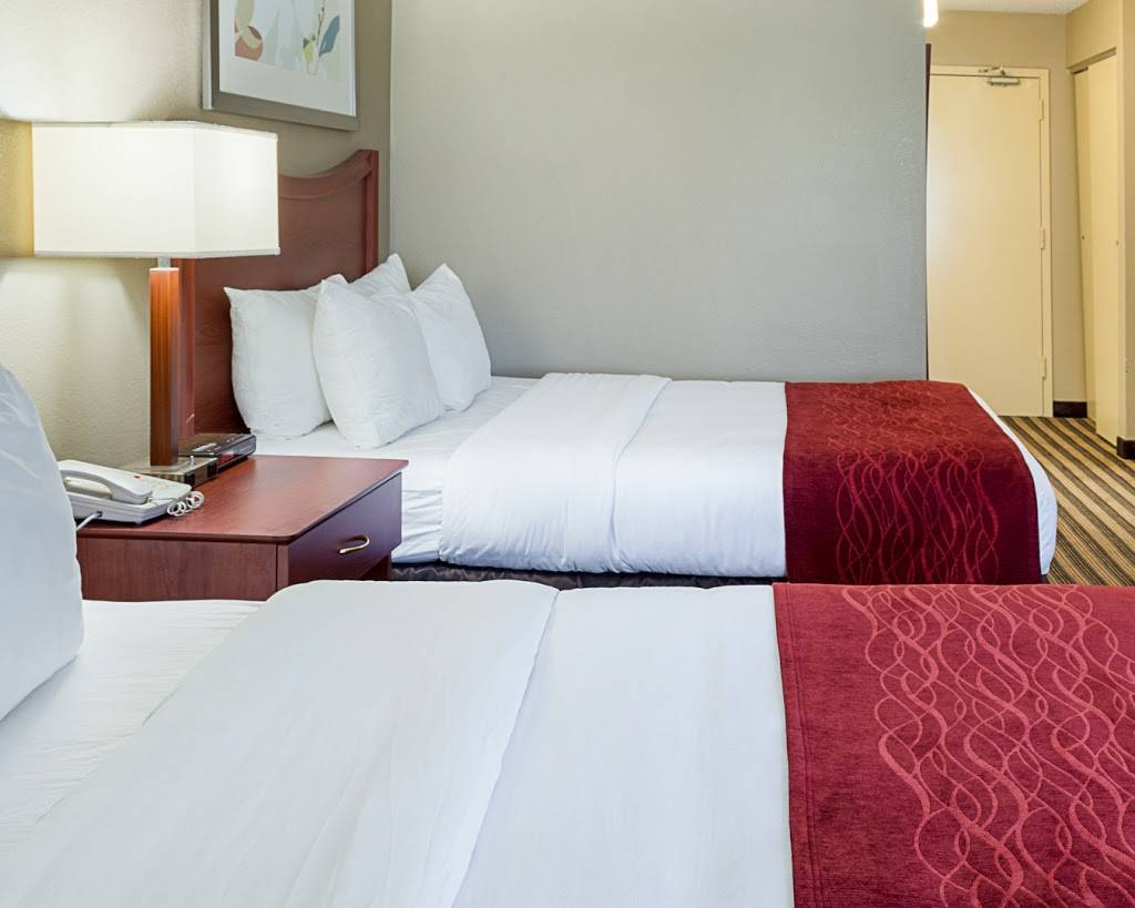 Comfort Inn Petersburg - Fort Lee | restaurant | 12001 S Crater Rd, Petersburg, VA 23805, USA | 8043184836 OR +1 804-318-4836