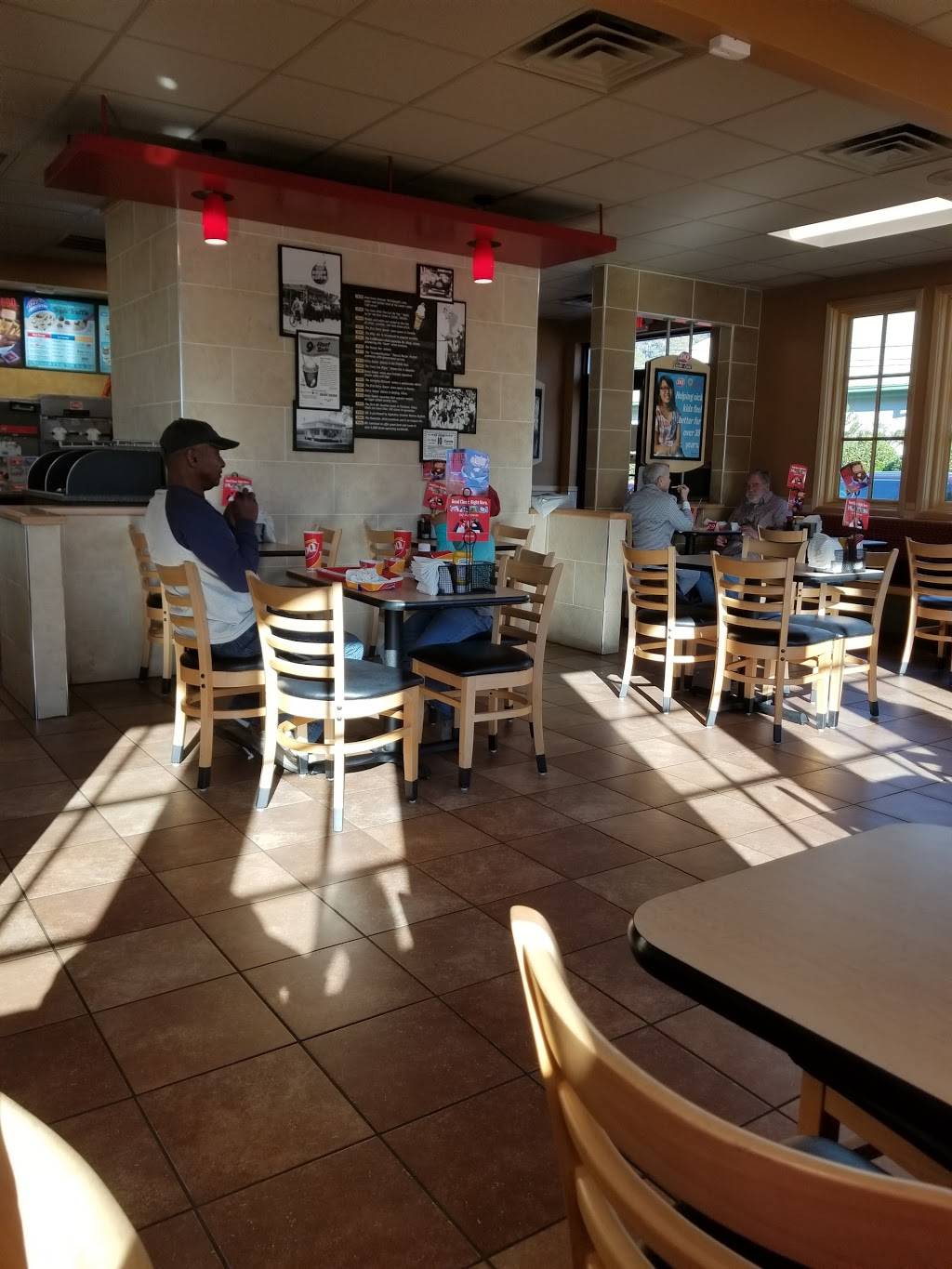 Dairy Queen Grill & Chill | restaurant | 115 Sea Island Pkwy, Beaufort, SC 29907, USA | 8435256760 OR +1 843-525-6760