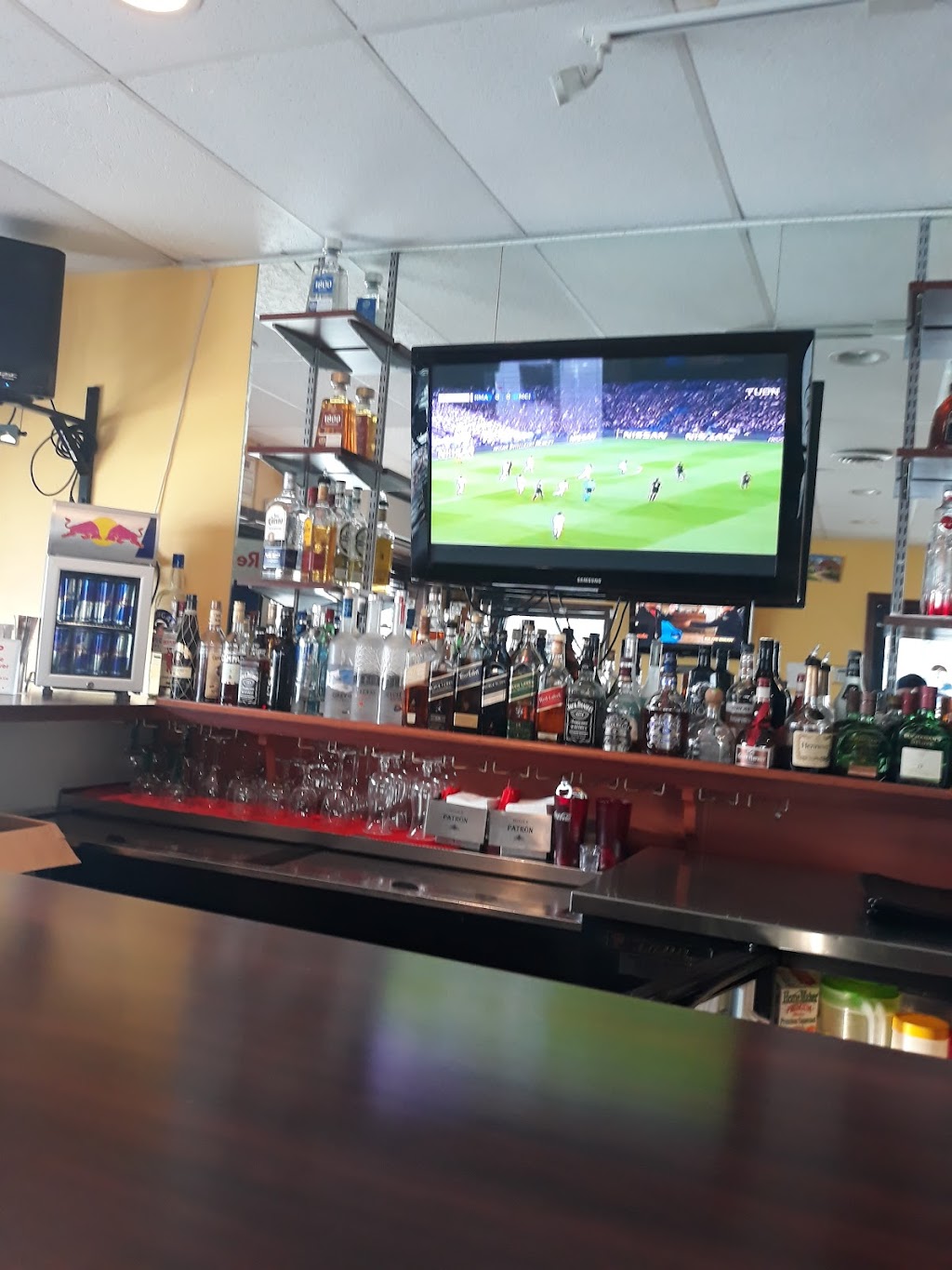 Riverside Sports Bar | restaurant | 31 Rodman St, Fall River, MA 02721, USA | 5086897587 OR +1 508-689-7587
