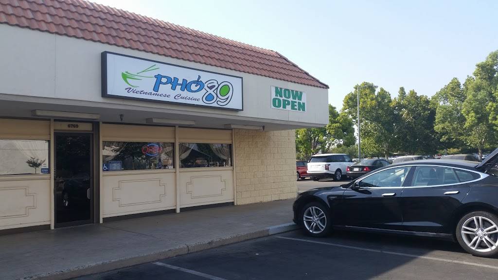Pho 89 Restaurant | restaurant | 6769 N Cedar Ave, Fresno, CA 93710, USA | 5593454789 OR +1 559-345-4789