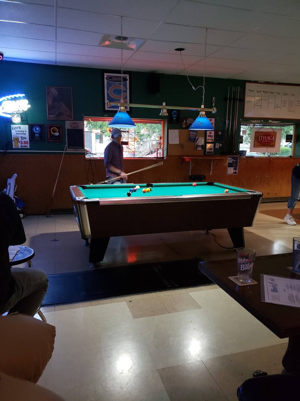 Uncle Joes Grill & Sports Bar | restaurant | 302 W Green St, Ithaca, NY 14850, USA | 6072732662 OR +1 607-273-2662