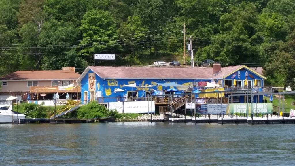 Nautifish Rum Bar | restaurant | 1022 Nautica Rd, Camdenton, MO 65020, USA | 5732862226 OR +1 573-286-2226