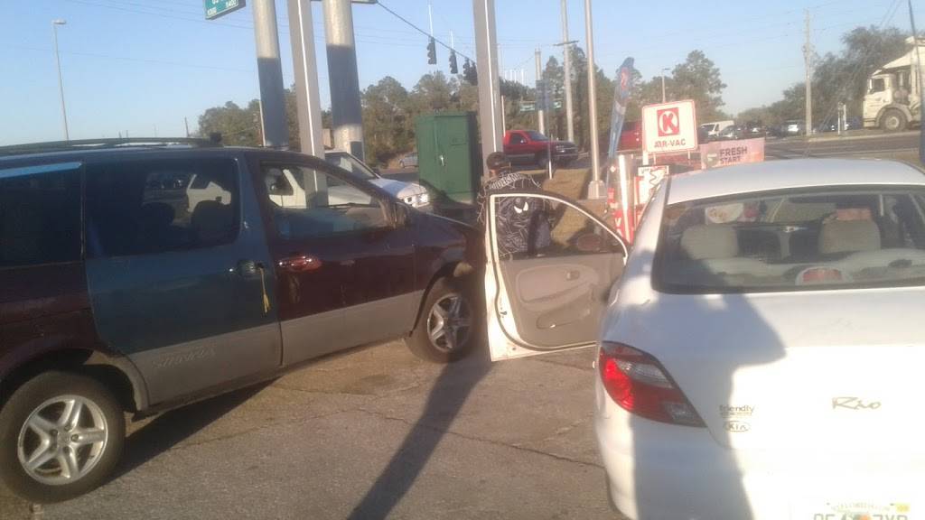 Circle K | meal takeaway | 11401 US-301, Riverview, FL 33569, USA | 8136773278 OR +1 813-677-3278