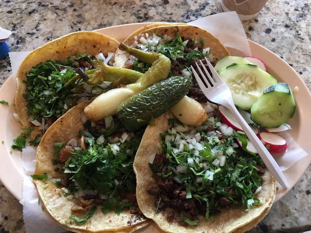Taquería Maravatio | restaurant | 2618 W 59th St, Chicago, IL 60629, USA | 7734346660 OR +1 773-434-6660
