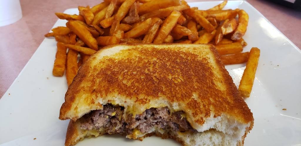 Reeses Bar-B-Q | restaurant | 4606 Winchester Rd, Memphis, TN 38118, USA | 9013661497 OR +1 901-366-1497