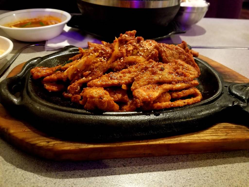 San Chang House | restaurant | 3659 Austin Bluffs Pkwy # 45, Colorado Springs, CO 80918, USA | 7195981707 OR +1 719-598-1707