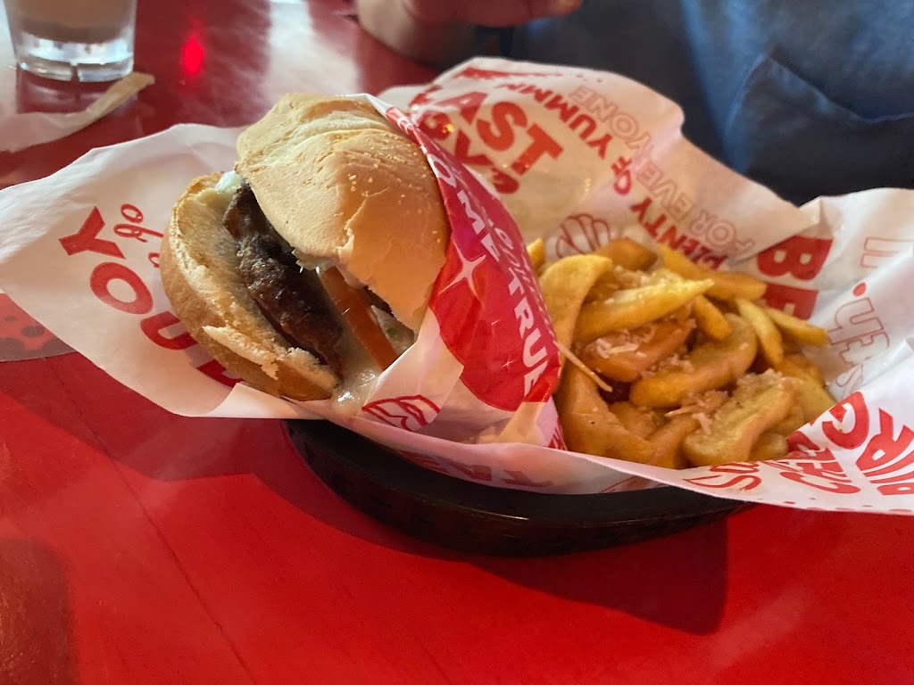 Red Robin Gourmet Burgers and Brews | restaurant | 100 Bluefish Dr Suite 100, Panama City Beach, FL 32413, USA | 8502331480 OR +1 850-233-1480