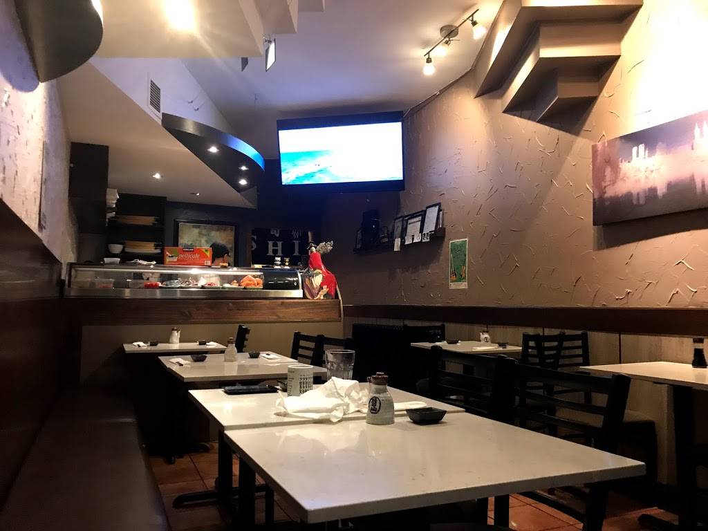 Kenkou Sushi | restaurant | 2370 Bloor St W, Toronto, ON M6S 1P5, Canada | 4167620505 OR +1 416-762-0505