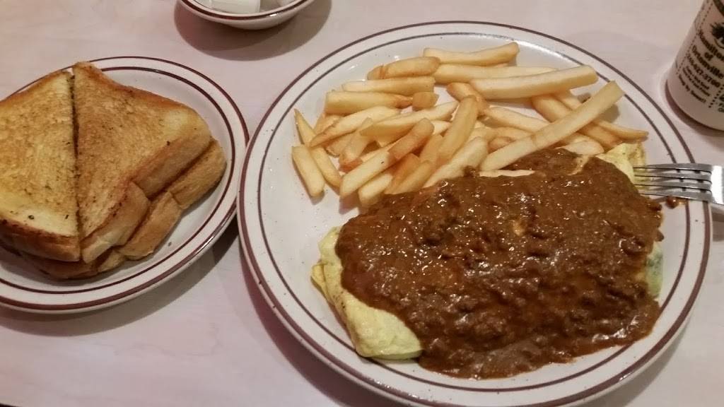 Kens Coney Island Restaurant | restaurant | 100 S Ortonville Rd, Ortonville, MI 48462, USA | 2486275967 OR +1 248-627-5967