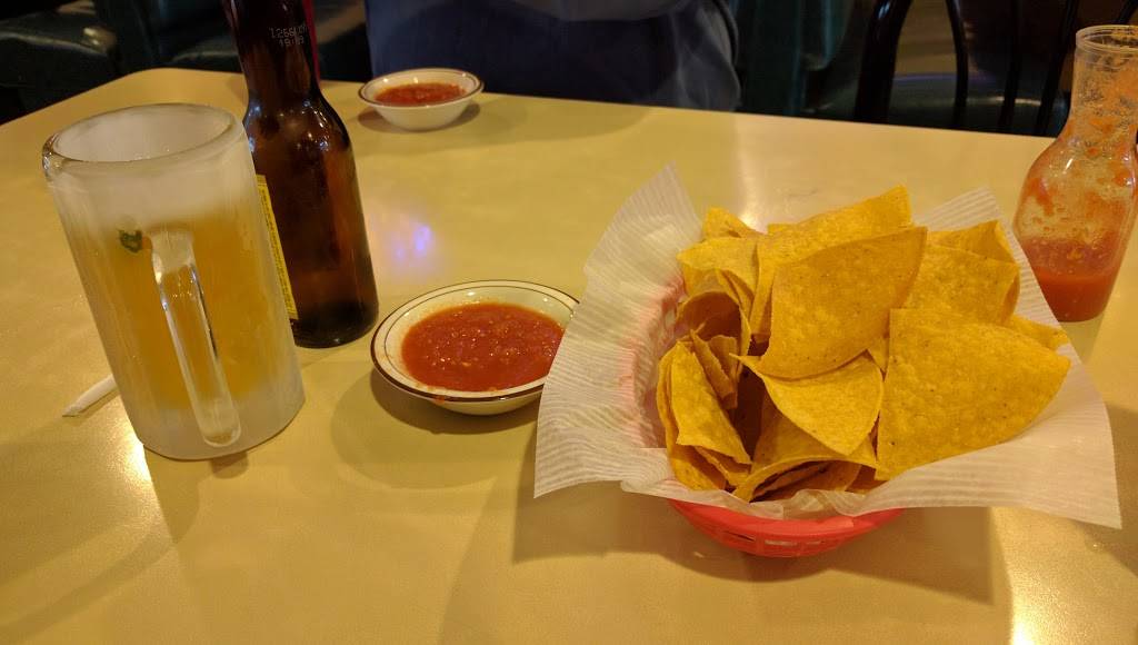 El Charro | restaurant | 1570 E Market St, Harrisonburg, VA 22801, USA | 5405640386 OR +1 540-564-0386