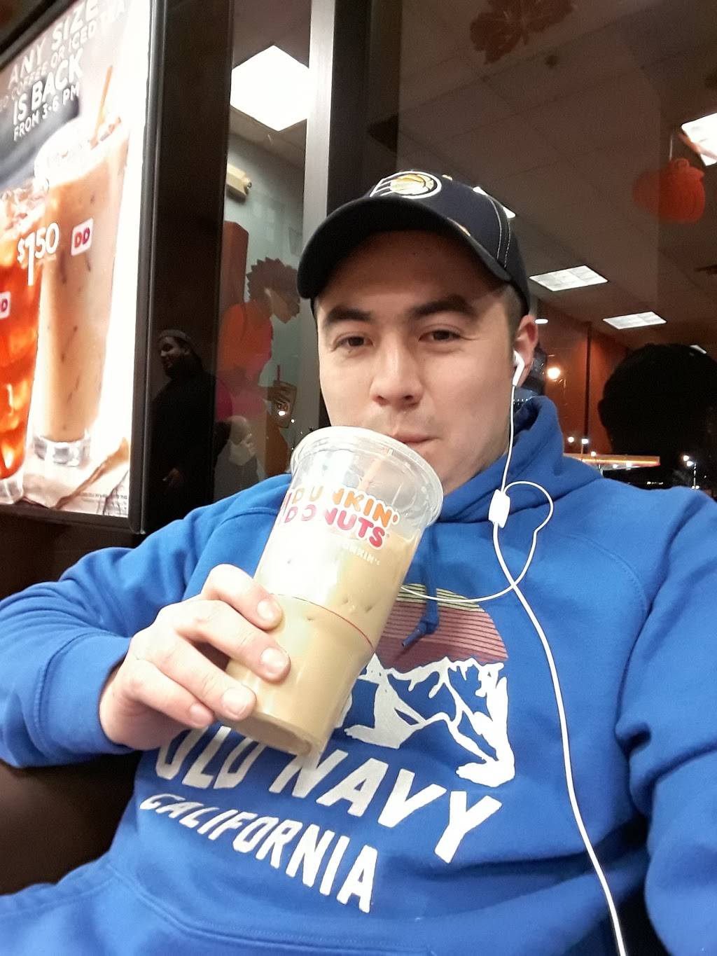 Dunkin Donuts | cafe | 8800 Gross Point Rd, Skokie, IL 60077, USA | 8474707100 OR +1 847-470-7100