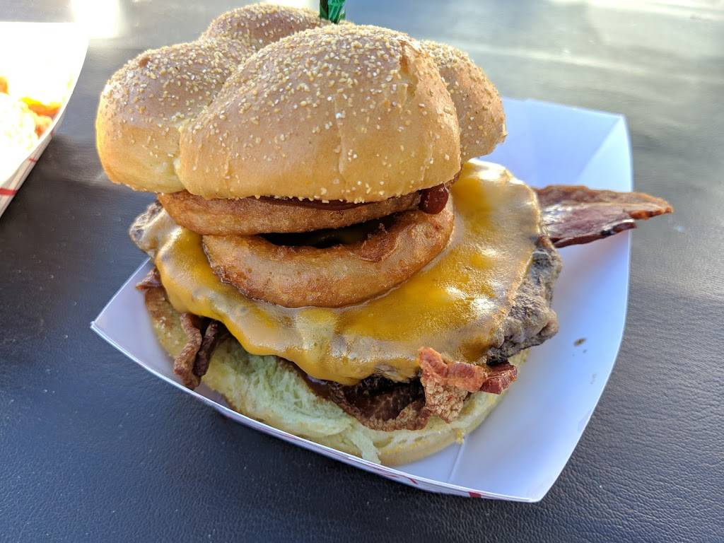 Big Earls Greasy Eats | restaurant | 6135 E Cave Creek Rd, Cave Creek, AZ 85331, USA | 4805757889 OR +1 480-575-7889