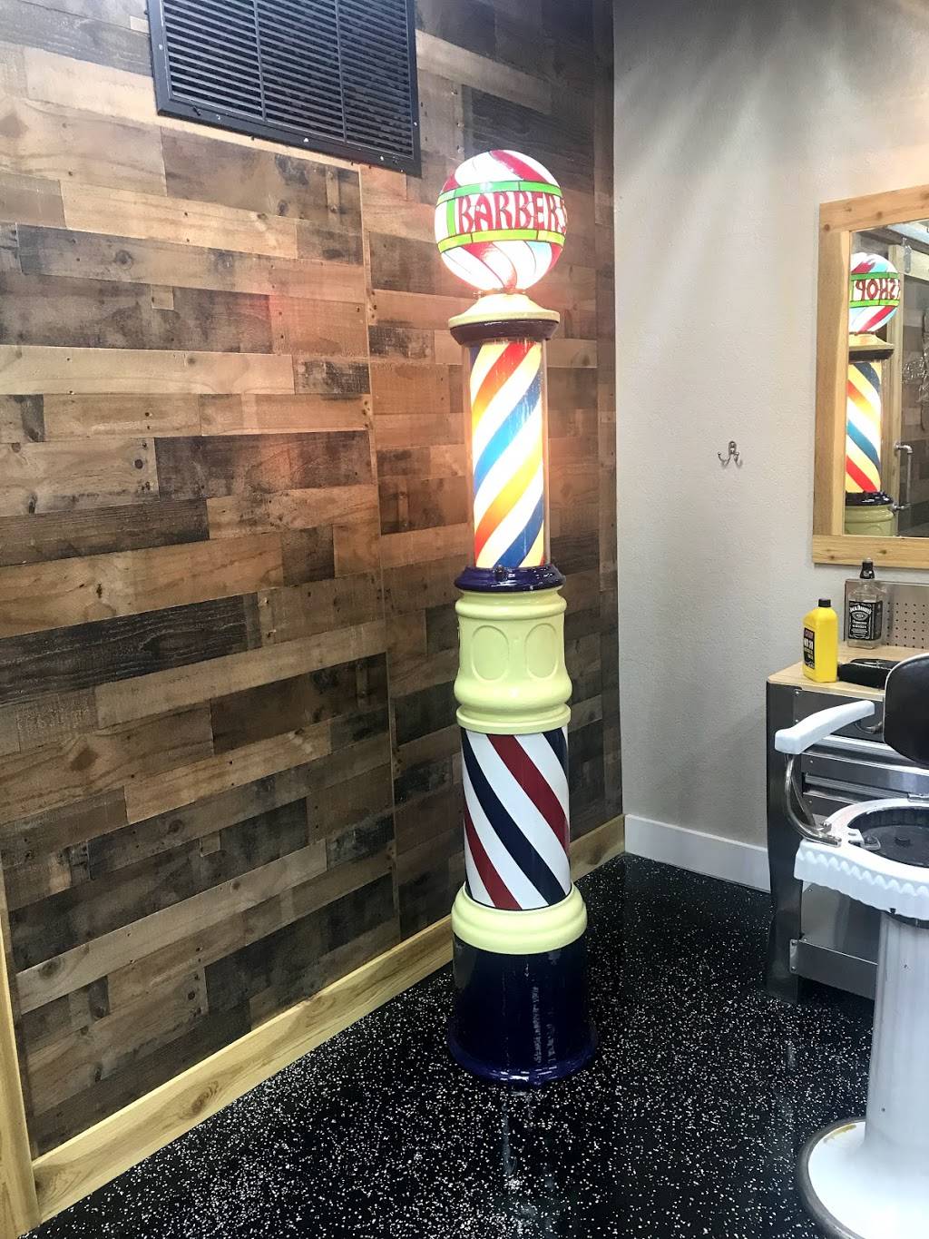 The Shop | restaurant | 2444 S Volusia Ave, Orange City, FL 32763, USA | 3862183443 OR +1 386-218-3443