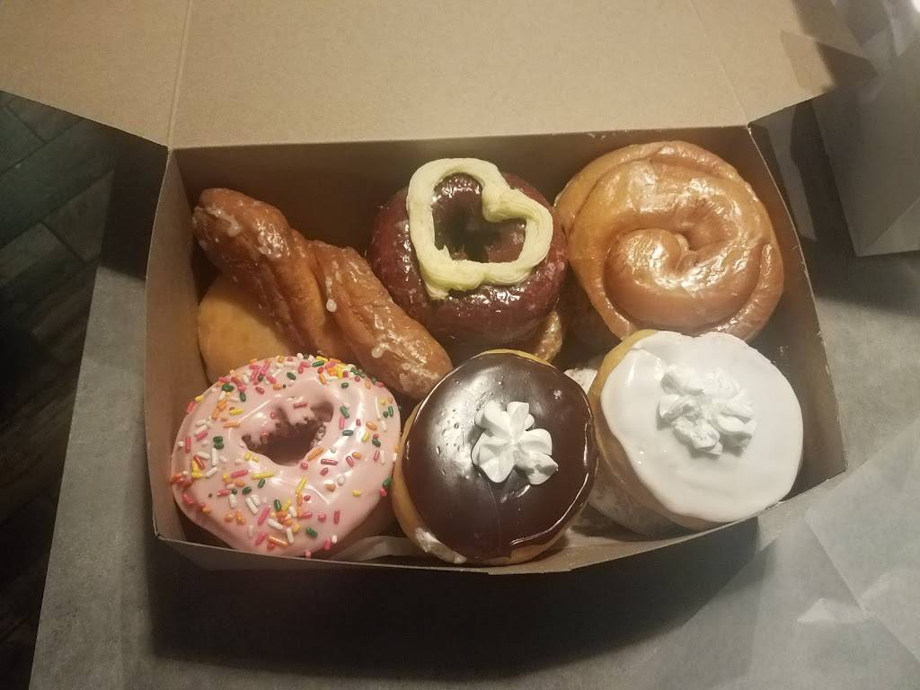 Donut Kraze | restaurant | 365 Somerville Ave, Tonawanda, NY 14150, USA | 7168362160 OR +1 716-836-2160