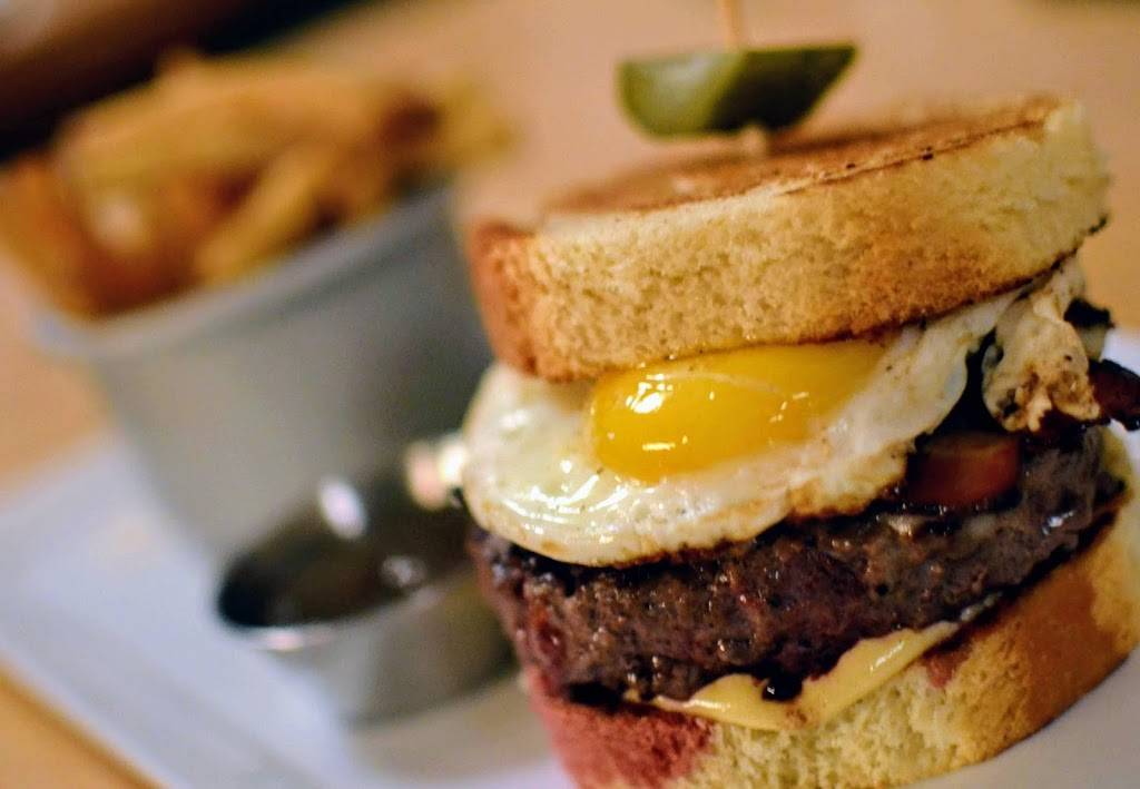 The Smiling Bison - Sanford | restaurant | 107 Magnolia Ave, Sanford, FL 32771, USA | 4079156086 OR +1 407-915-6086