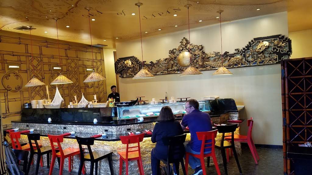 Sushi Grand | restaurant | 1547 Cadotte Ave, Mackinac Island, MI 49757, USA | 9068473331 OR +1 906-847-3331