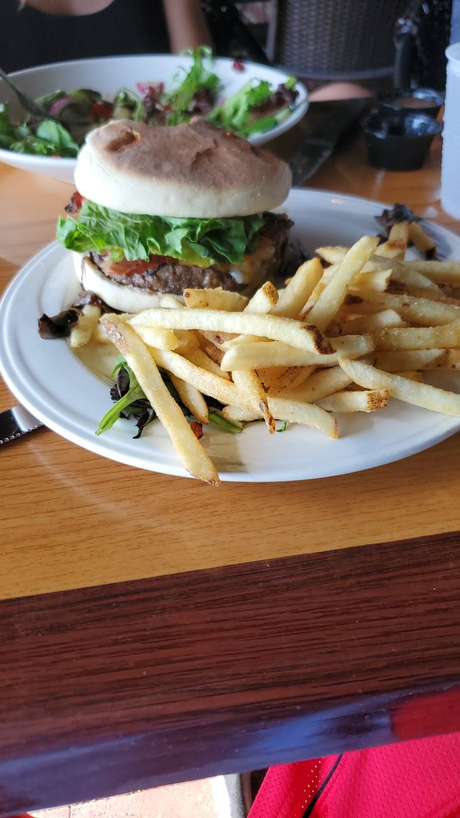 The Port | Grill & Raw Bar | restaurant | 359 Thames St, Newport, RI 02840, USA | 4016195892 OR +1 401-619-5892