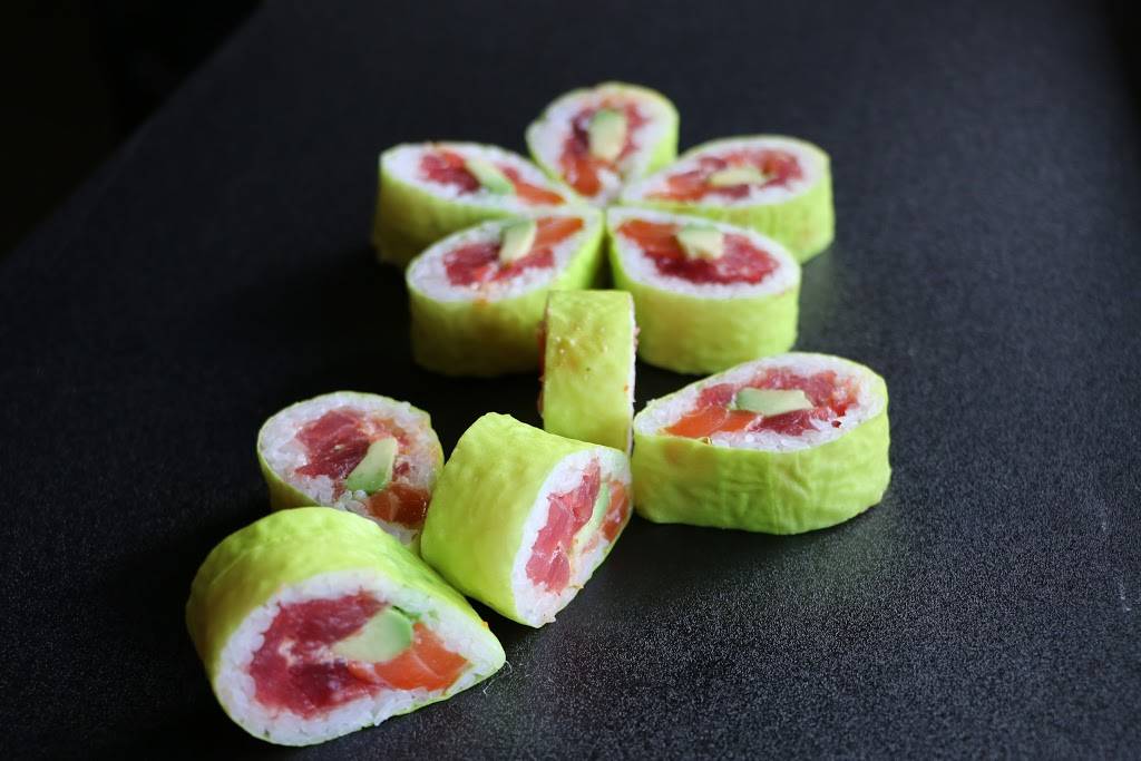 Ao Sushi | meal takeaway | 3217 Lake Ave #5C, Wilmette, IL 60091, USA | 8472564404 OR +1 847-256-4404