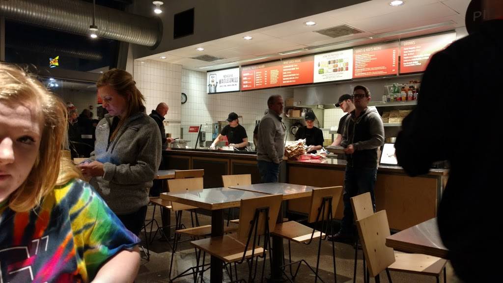 Chipotle Mexican Grill | restaurant | 2 Wade Rd, Latham, NY 12110, USA | 5187830648 OR +1 518-783-0648