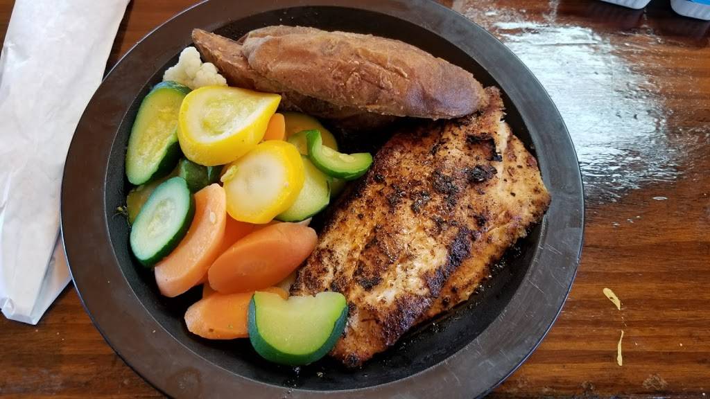 White Elephant Pub | restaurant | 1855 Gulf Blvd #5729, Englewood, FL 34223, USA | 9414756801 OR +1 941-475-6801