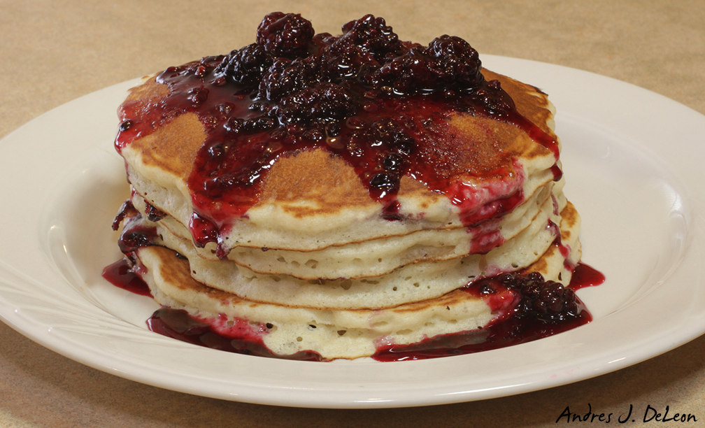 Harvest Pancake House & Grill | restaurant | 339 W 63rd St, Westmont, IL 60559, USA | 6309603895 OR +1 630-960-3895