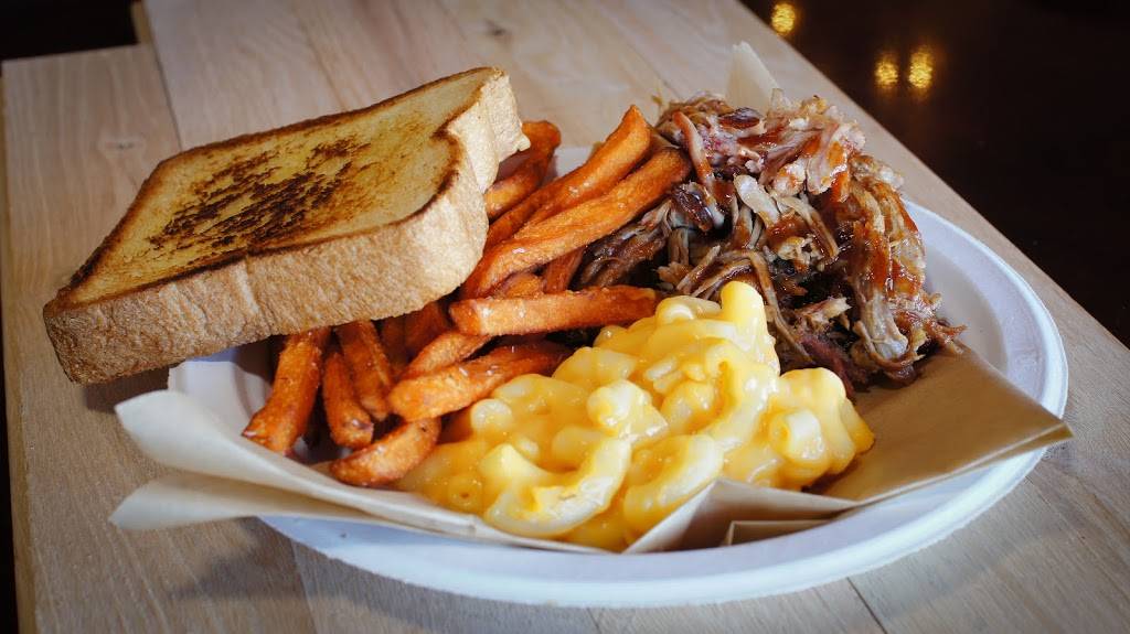 Saucy Buns BBQ Company | restaurant | 6004 S Kipling Pkwy, Littleton, CO 80127, USA | 7209814070 OR +1 720-981-4070