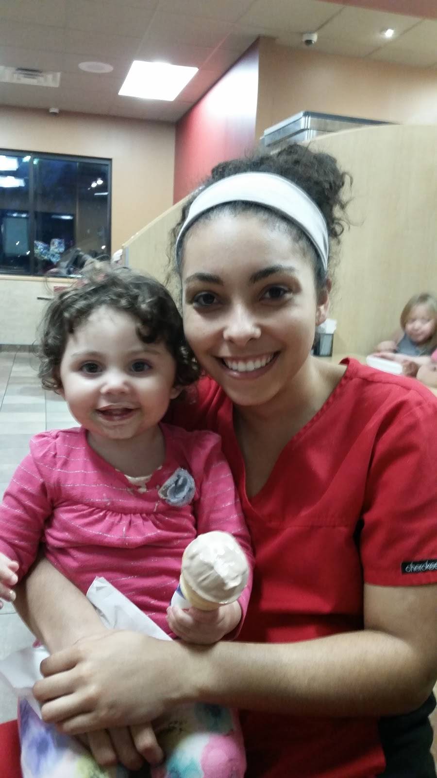 Dairy Queen Grill & Chill | restaurant | 912 S Washington St, Du Quoin, IL 62832, USA | 6185423112 OR +1 618-542-3112