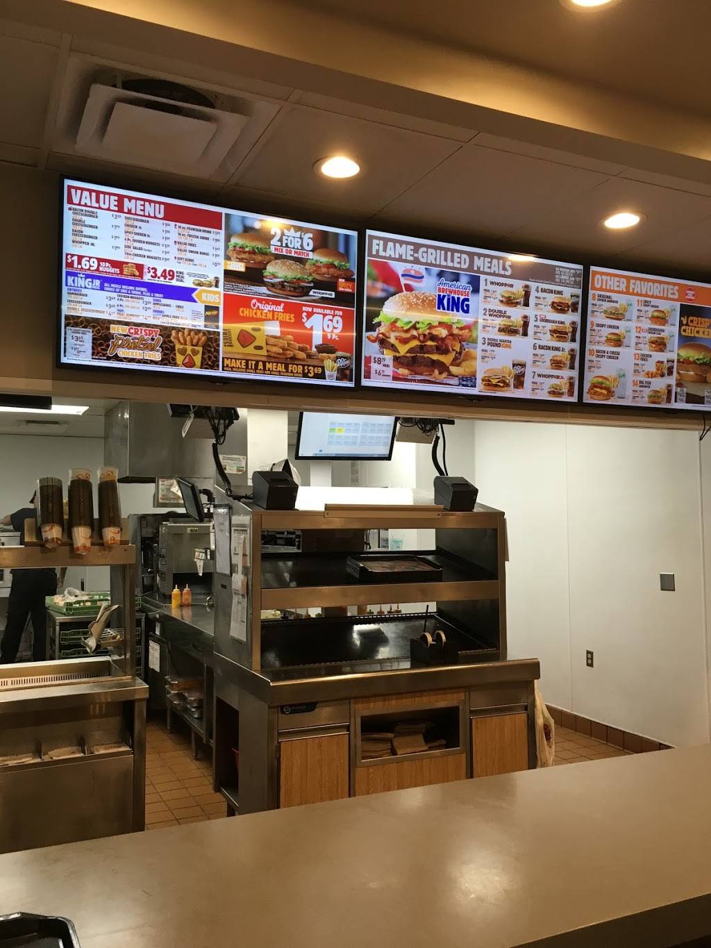 Burger King | restaurant | 5790 20th St, Vero Beach, FL 32966, USA | 7725627457 OR +1 772-562-7457