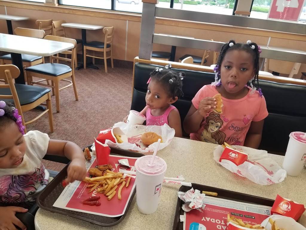 Wendys | restaurant | 5699 Georgetown Rd, Indianapolis, IN 46254, USA | 3172160653 OR +1 317-216-0653