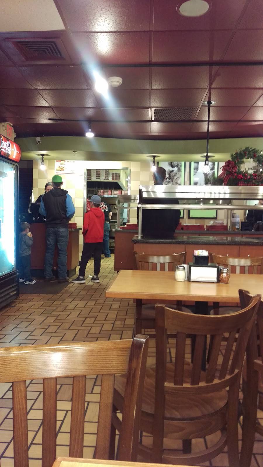 Mazzios Italian Eatery | meal delivery | 1110 N Milt Phillips Ave, Seminole, OK 74868, USA | 4053829999 OR +1 405-382-9999