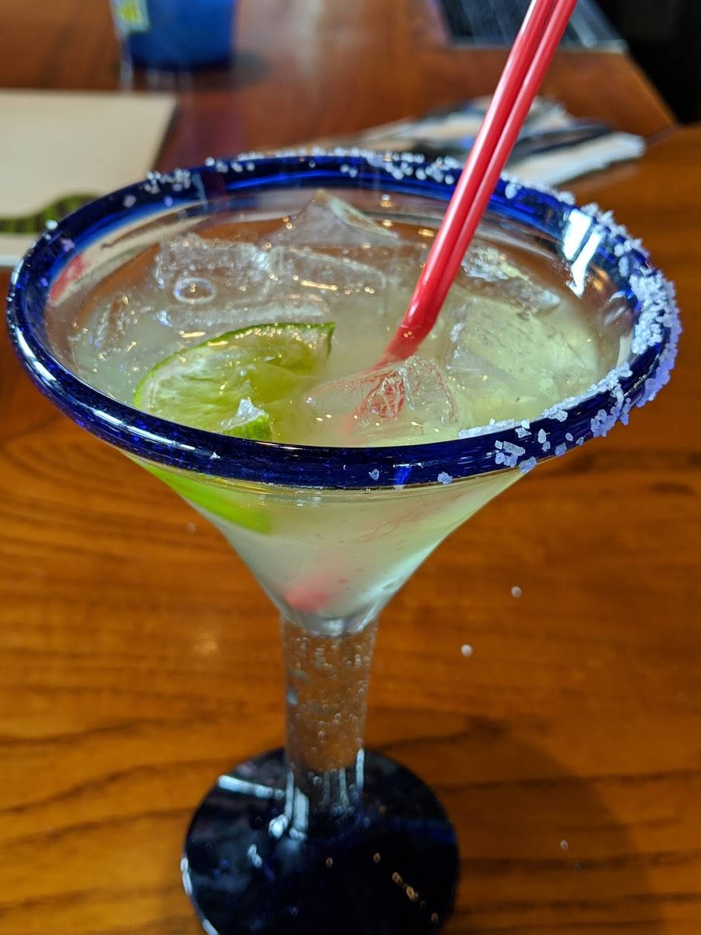 Chilis Grill & Bar | restaurant | 15305 W 67th St, Shawnee, KS 66217, USA | 9136310862 OR +1 913-631-0862