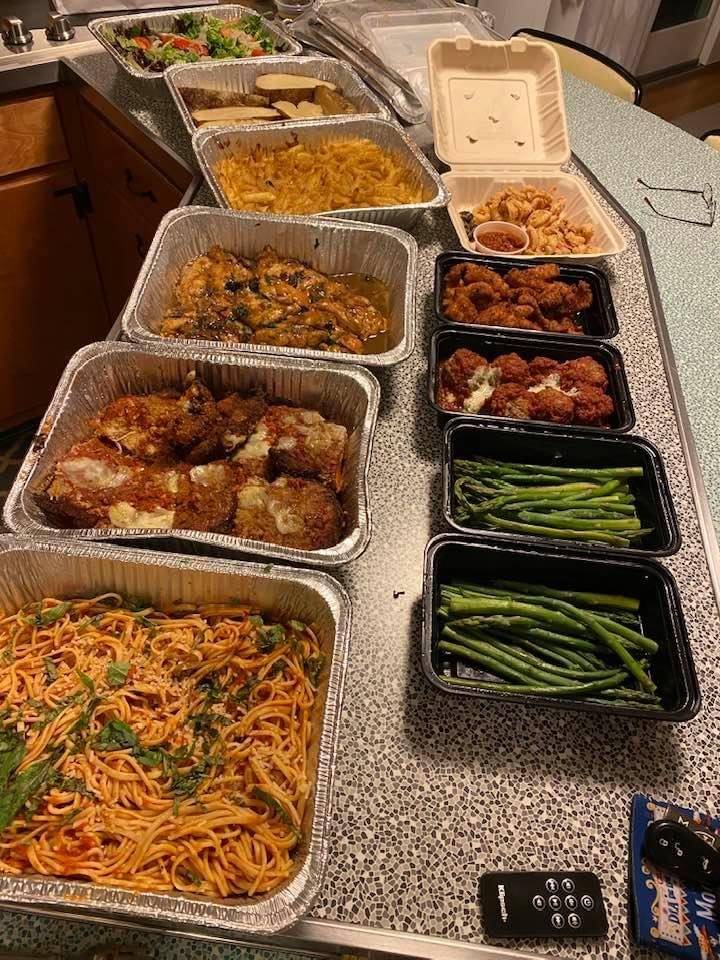 Belltown Tavern | restaurant | 26 E High St, East Hampton, CT 06424, USA | 8604676932 OR +1 860-467-6932