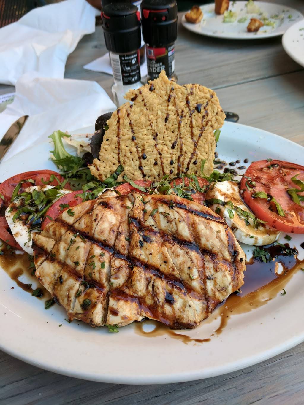 The Breezeway Restaurant & Bar | restaurant | 112 E 1st St, Sanford, FL 32771, USA | 4078781284 OR +1 407-878-1284