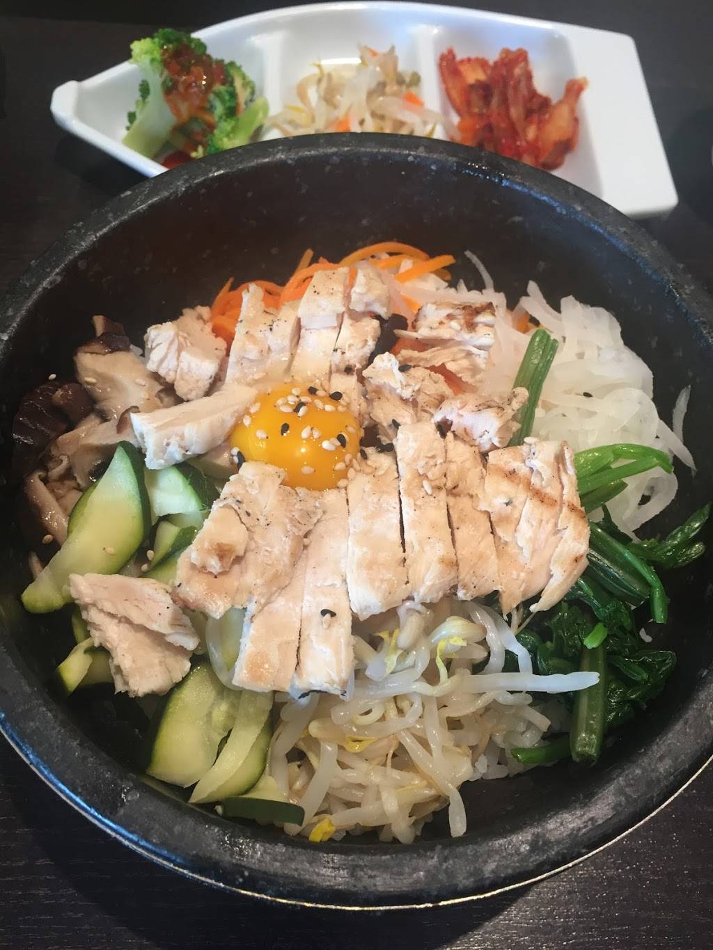 Roll N Bowl Korean & Japanese Cuisine | restaurant | 1157 Ellesmere Rd, Scarborough, ON M1P 2X6, Canada | 4167011212 OR +1 416-701-1212