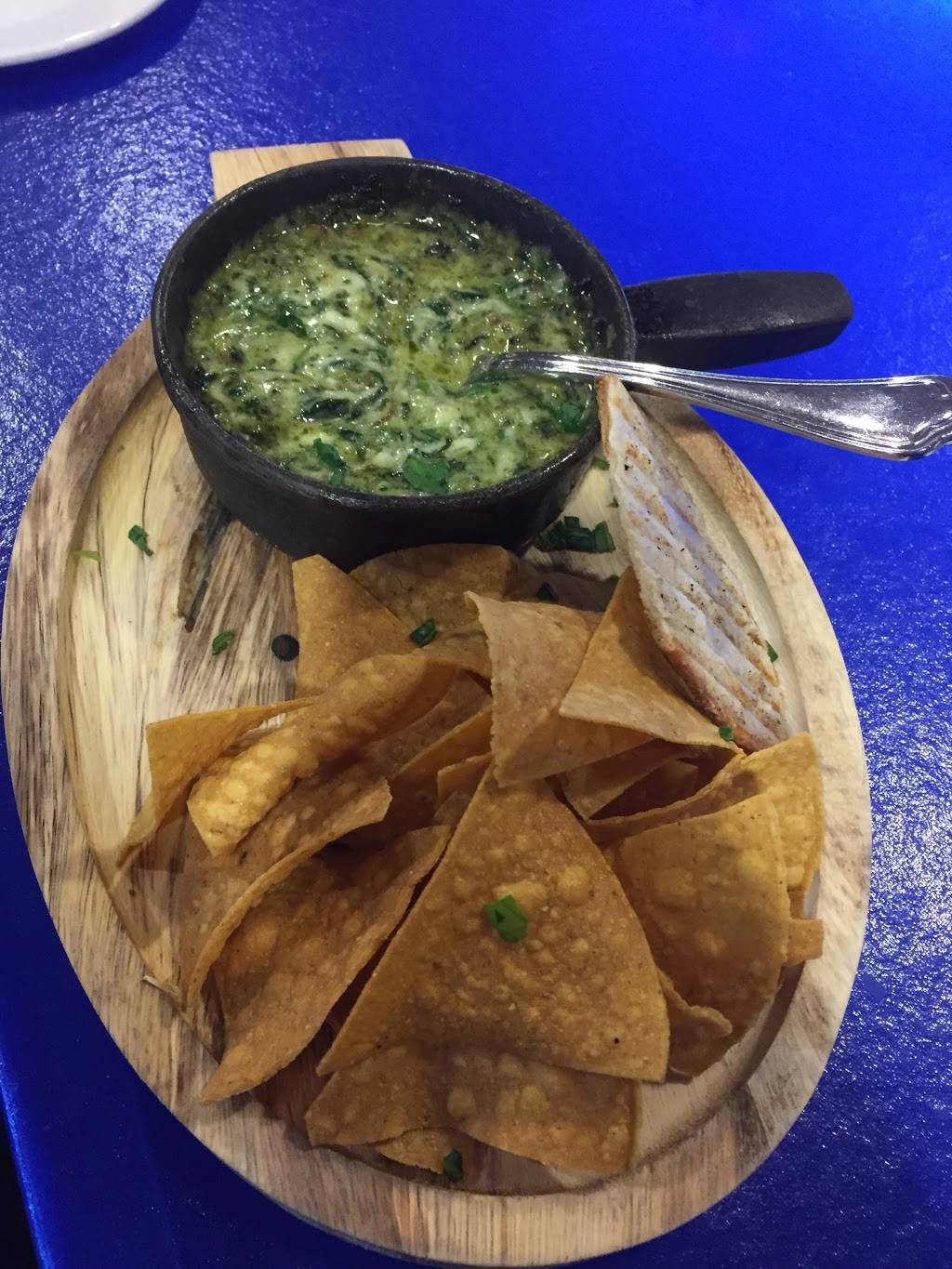 Crush Lounge | restaurant | 875 Bordeaux Way, Napa, CA 94558, USA | 7072513066 OR +1 707-251-3066